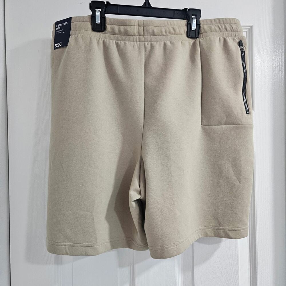 DSG Men's Tan Shorts